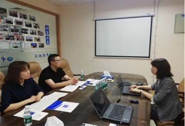 新疆石河子经济技术开发区领导来访中投顾问