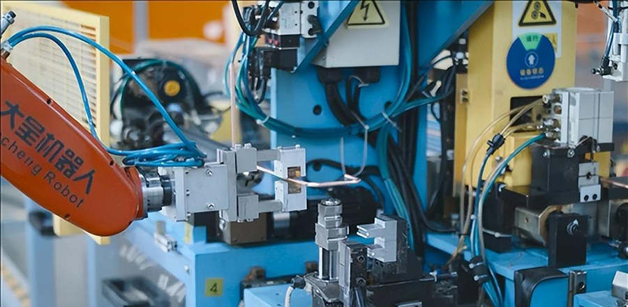 �뵺��վ�ֻ���¼�۵�| 2024-2028���й�δ����ҵ֮�߶�װ�������ҵ��ȷ�������չ�滮��ѯ���鱨��